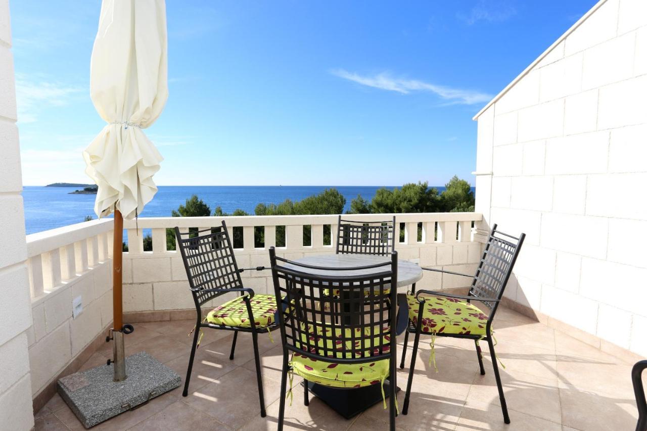 Apartments And Rooms With Parking Space Rogoznica - 10339 Екстер'єр фото